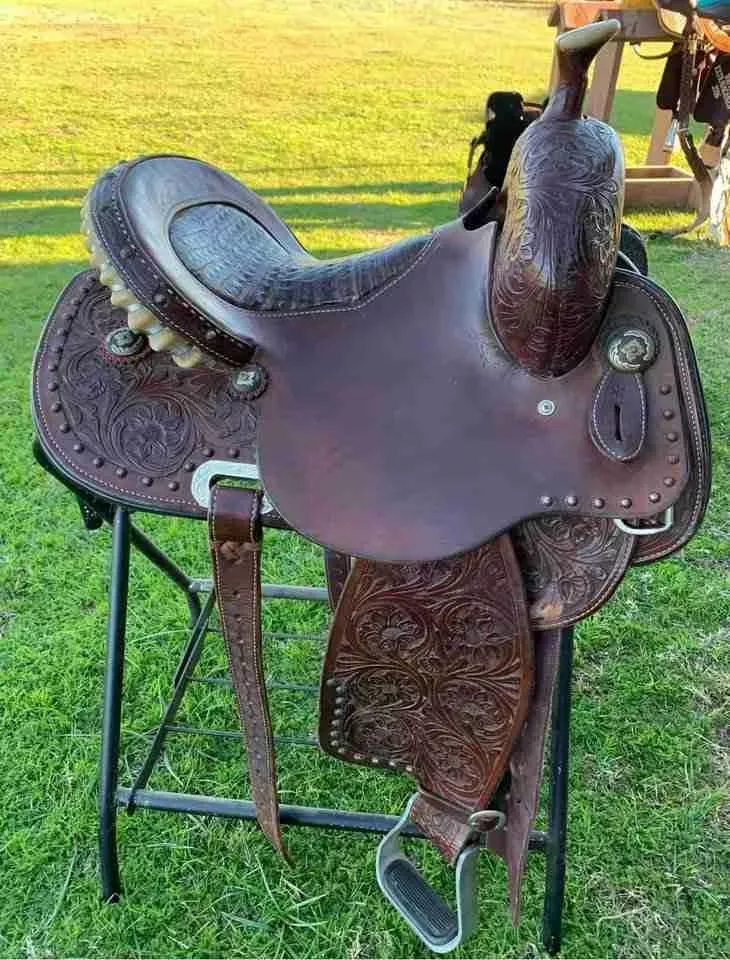 14” Cactus Barrel Saddle7 gullet