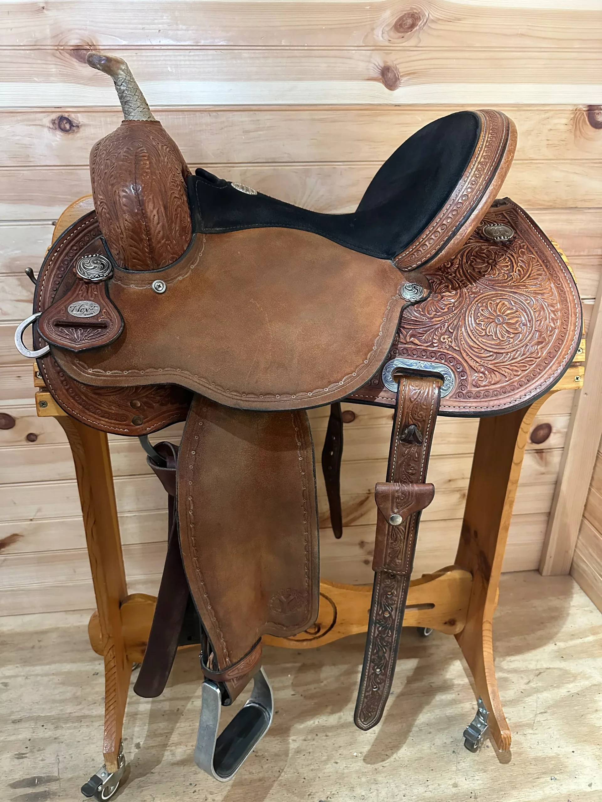 14” Circle Y Lisa Lockhart Flex2 Barrel Racer Model 1545