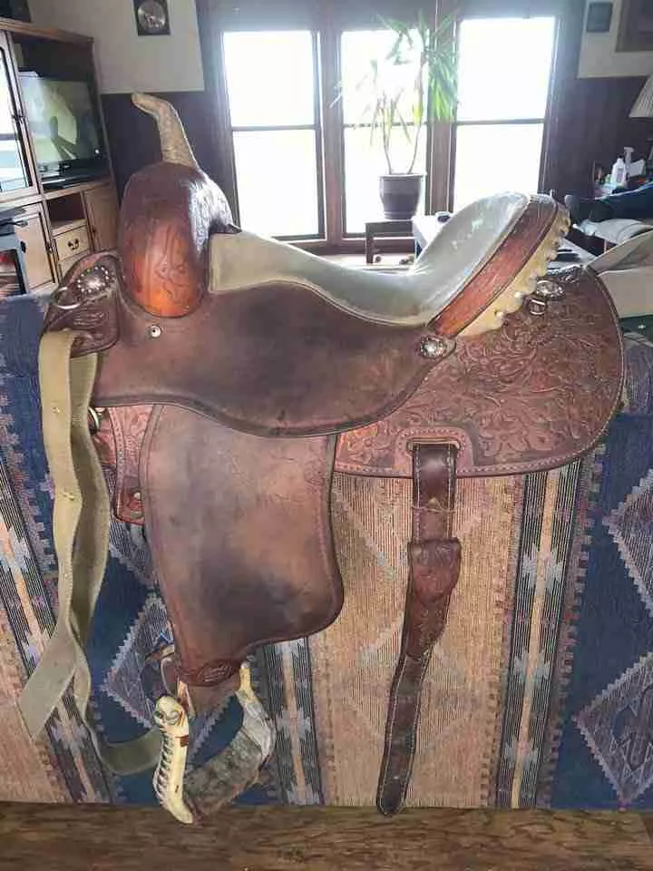 14” Courts Barrel Saddle For Sale