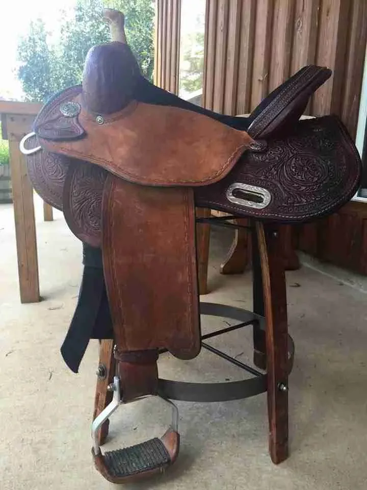 14 inch 2013 Circle Y Lisa Lockhart saddle