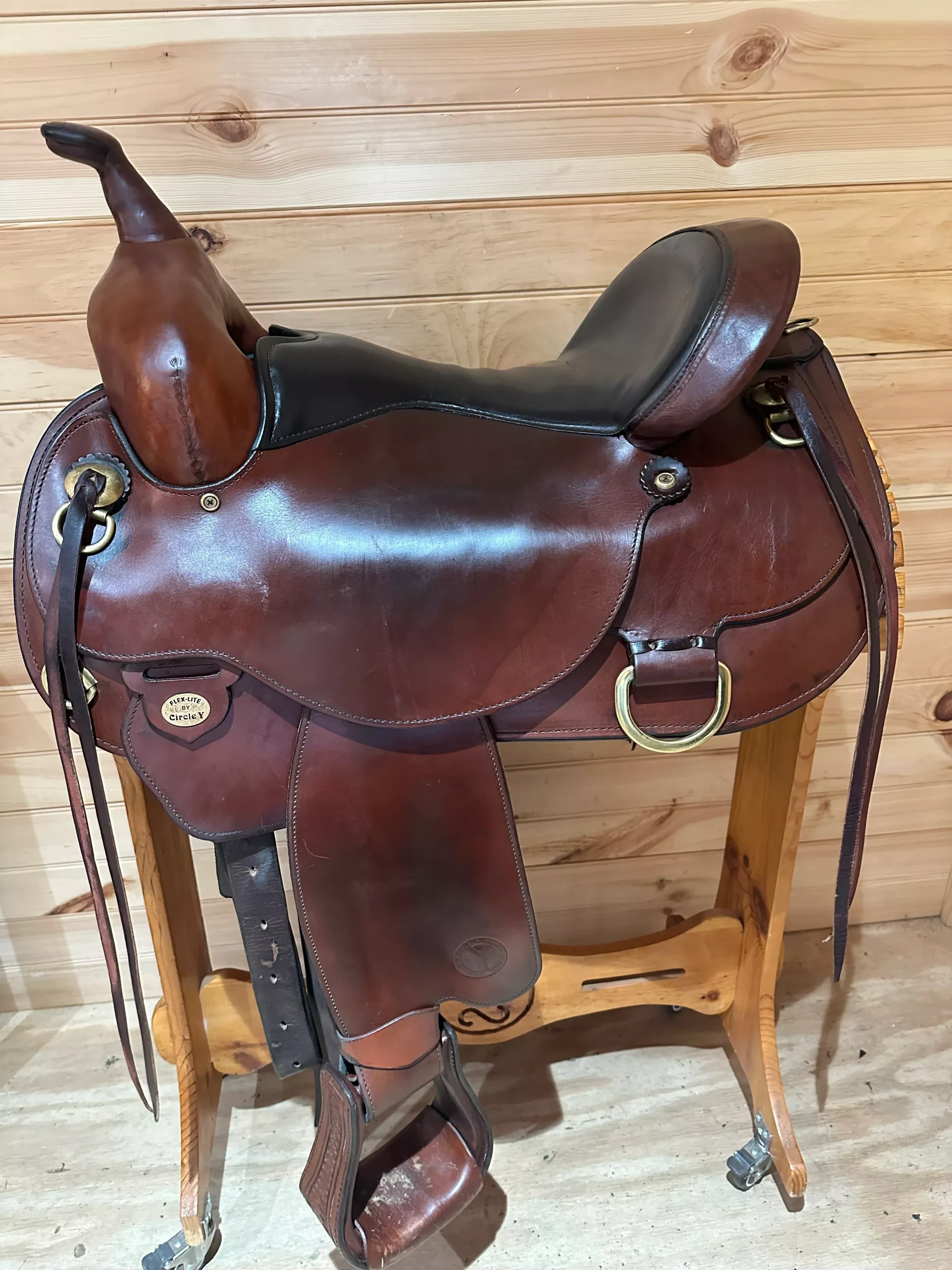 15” Circle Y Flex-Lite Western Trail Saddle Model 1650