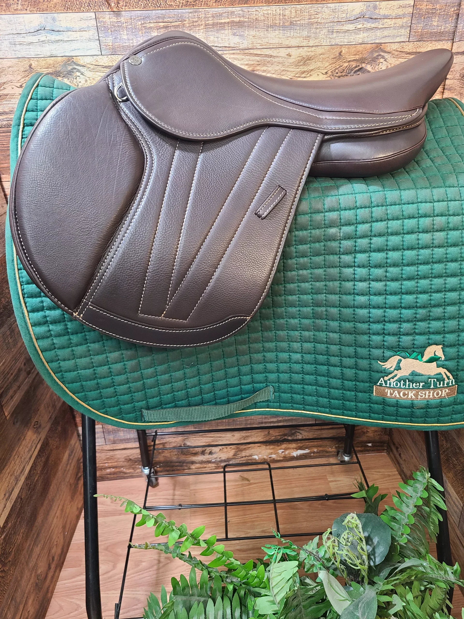16" Emile Kids CC Saddle
