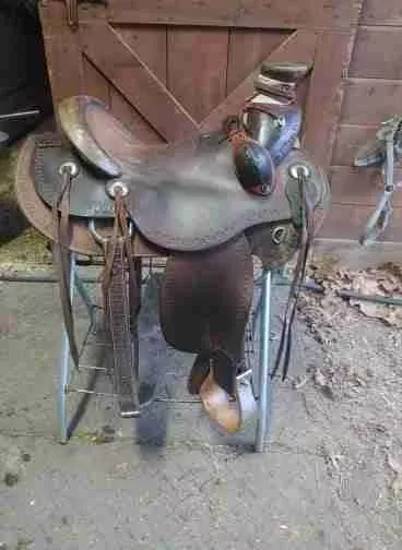 16 inch roughout hard seat BILLY COOK CARLOS WADE Saddle