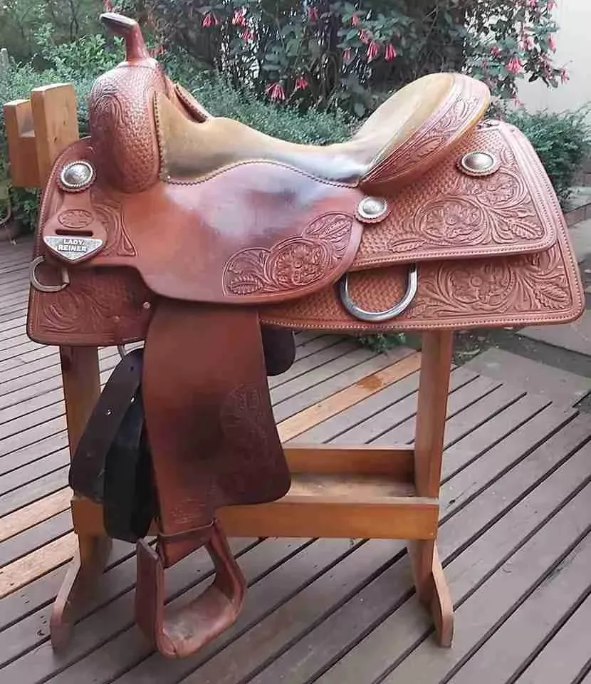 16Inch seat Bobs lady reiner