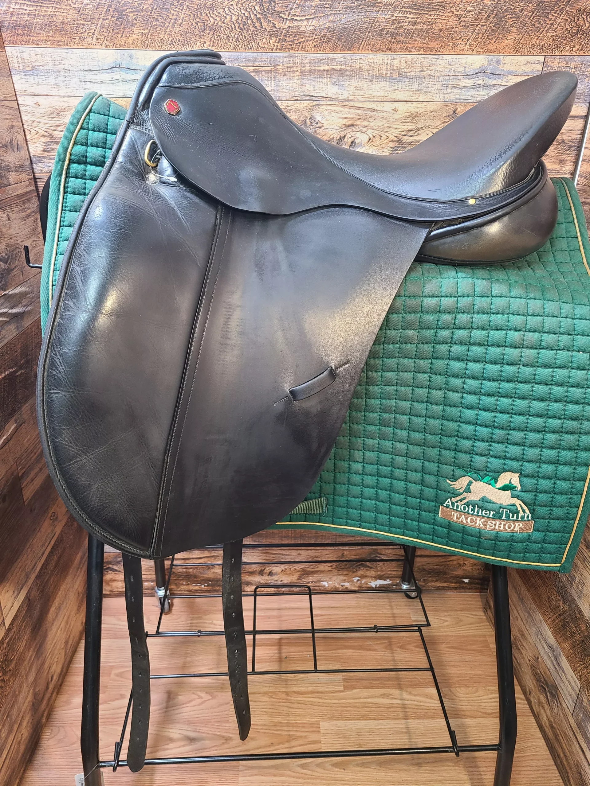 17.5" Albion SLK Dressage Saddle