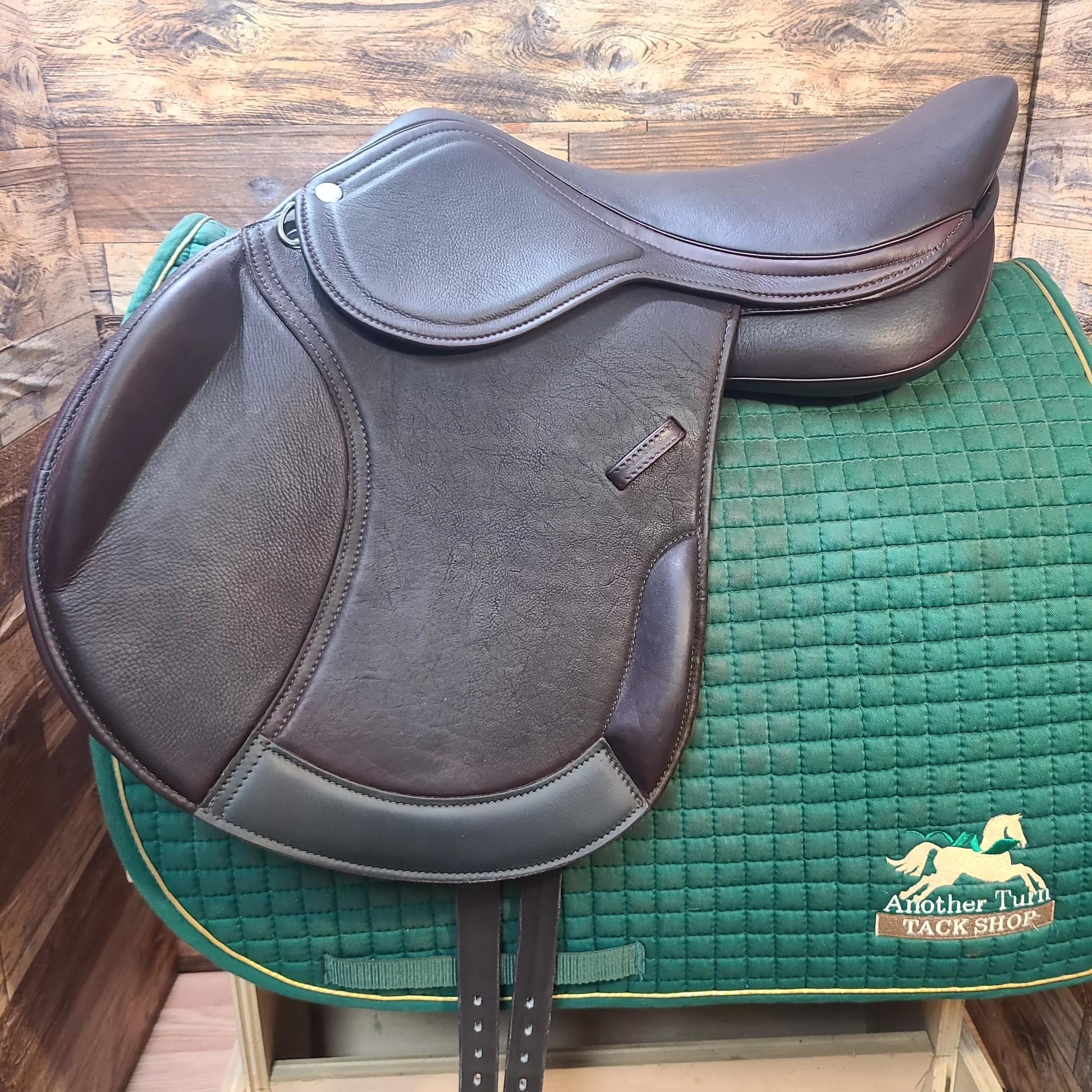 17.5" Royal Highness Merrweather Monoflap