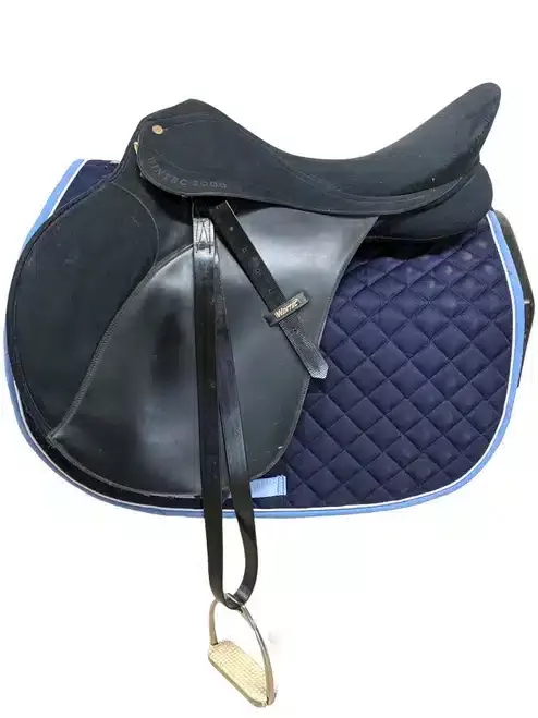 17.5″ Used Wintec English Saddle 634-475r