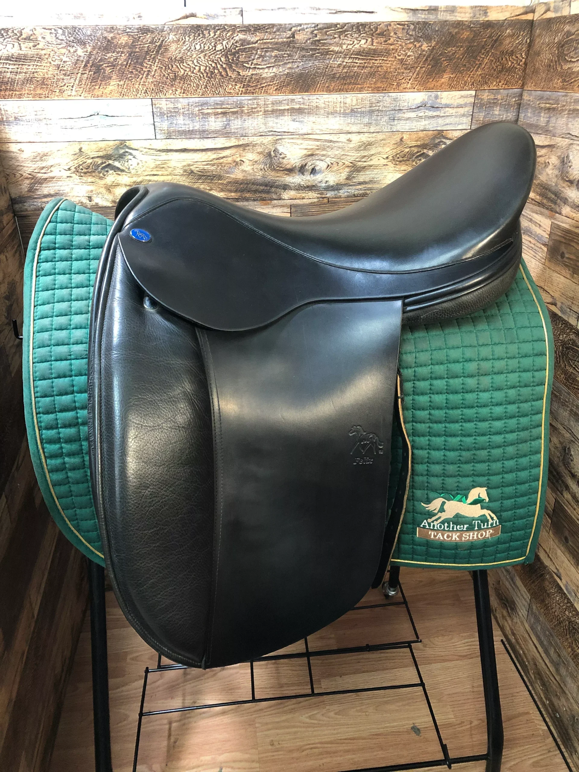 18.5" Frank Baines Dressage