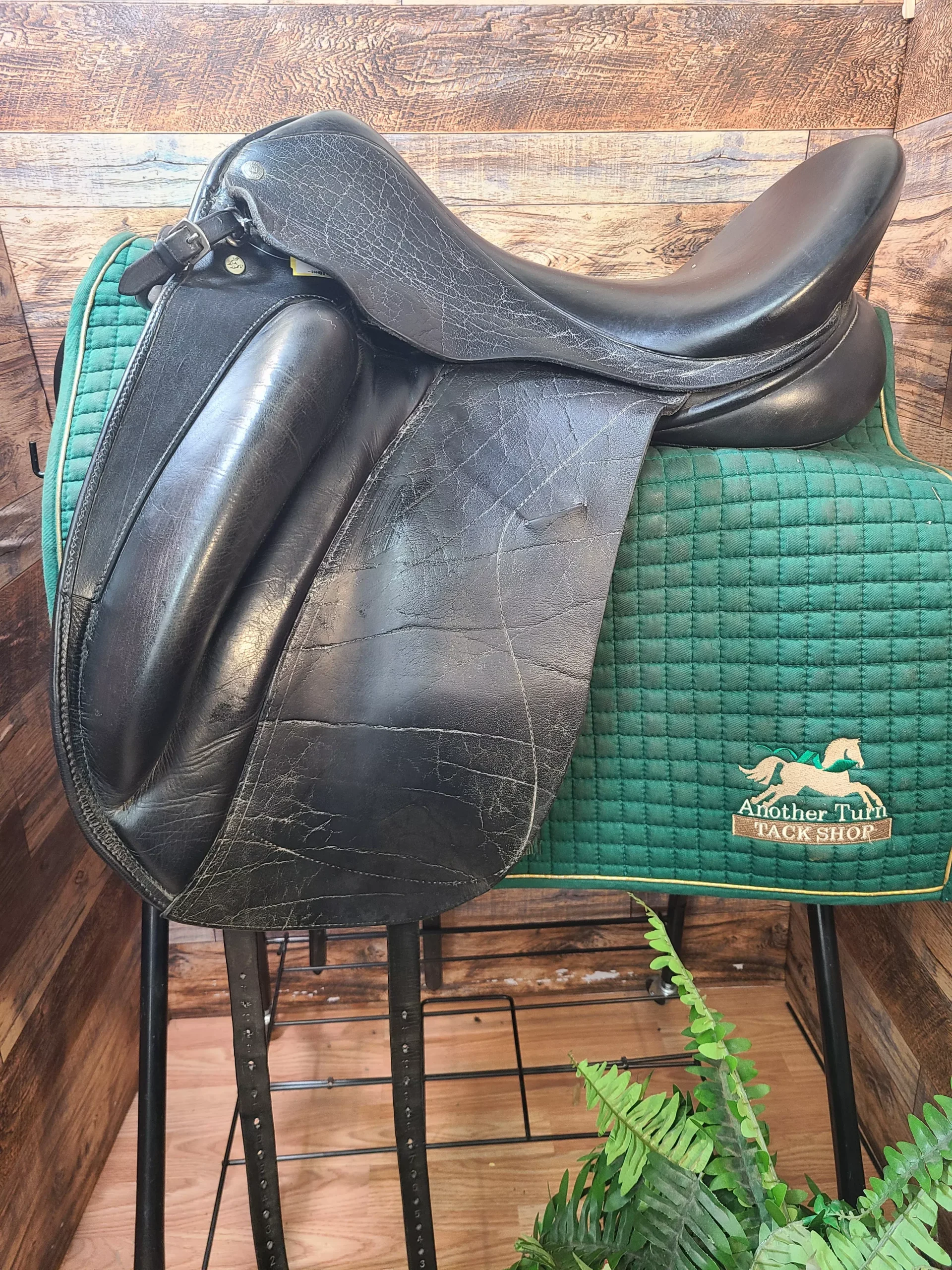 18" Custom 2010 Wolfgang Dressage Saddle