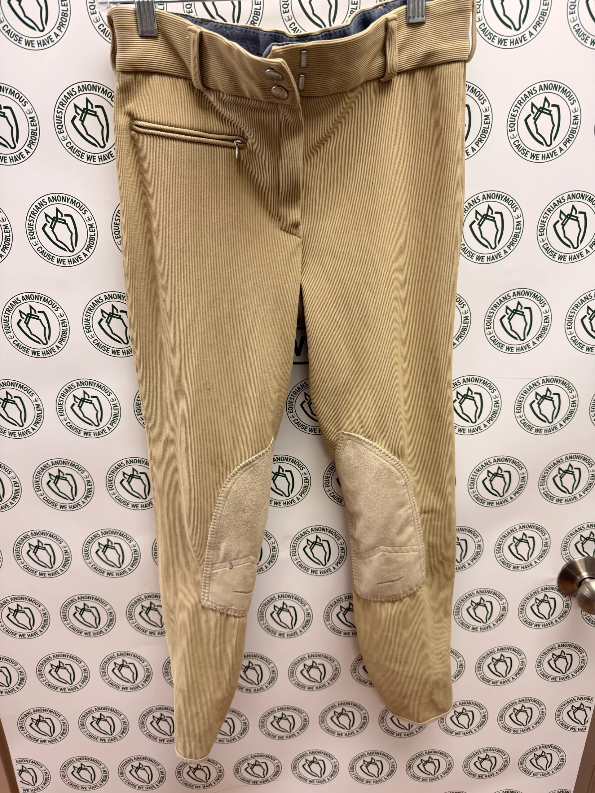 30 Women's tuff rider breeches knee patch
