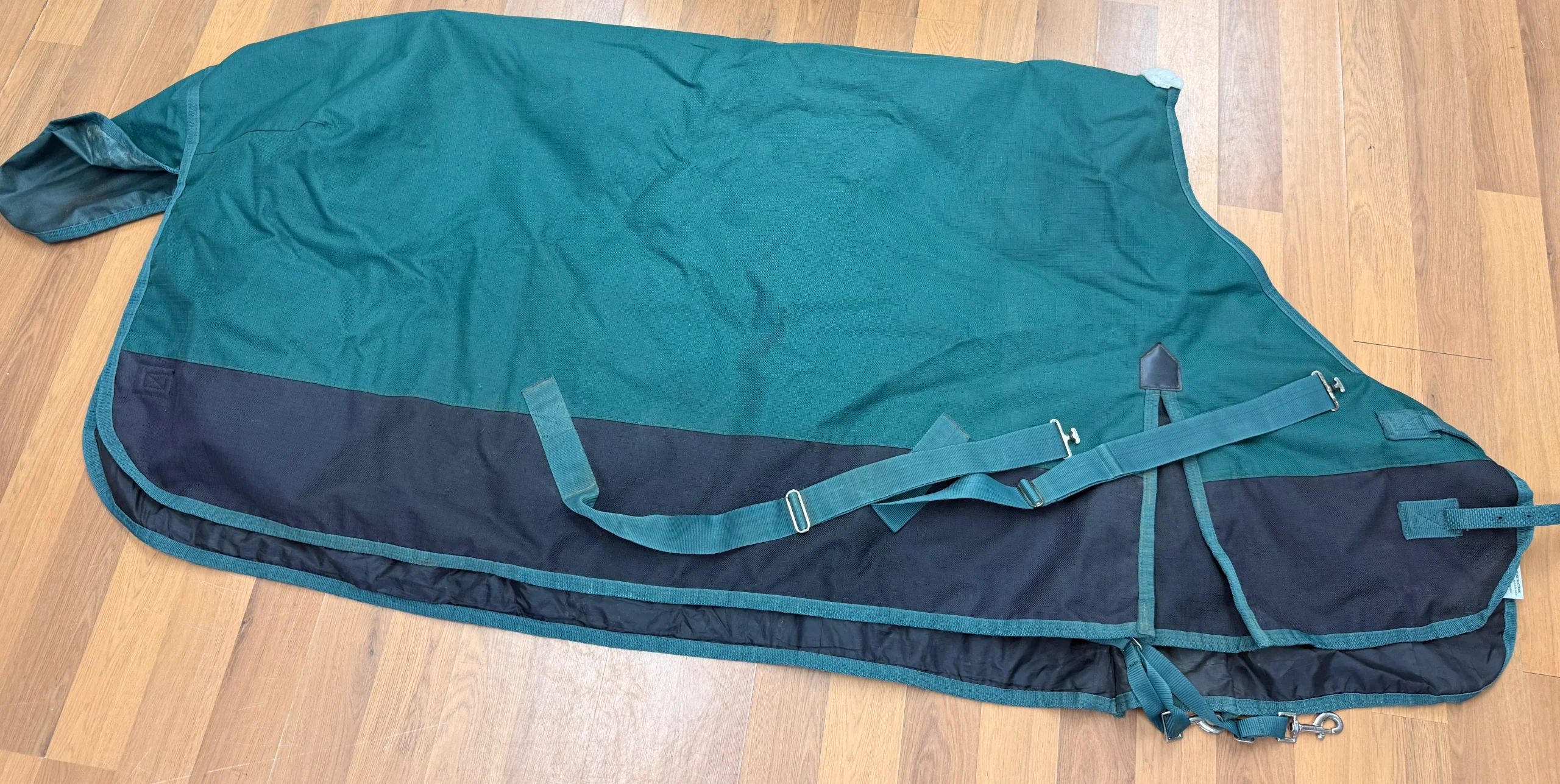 75" Winter blanket turn out 180Grams by Saxon