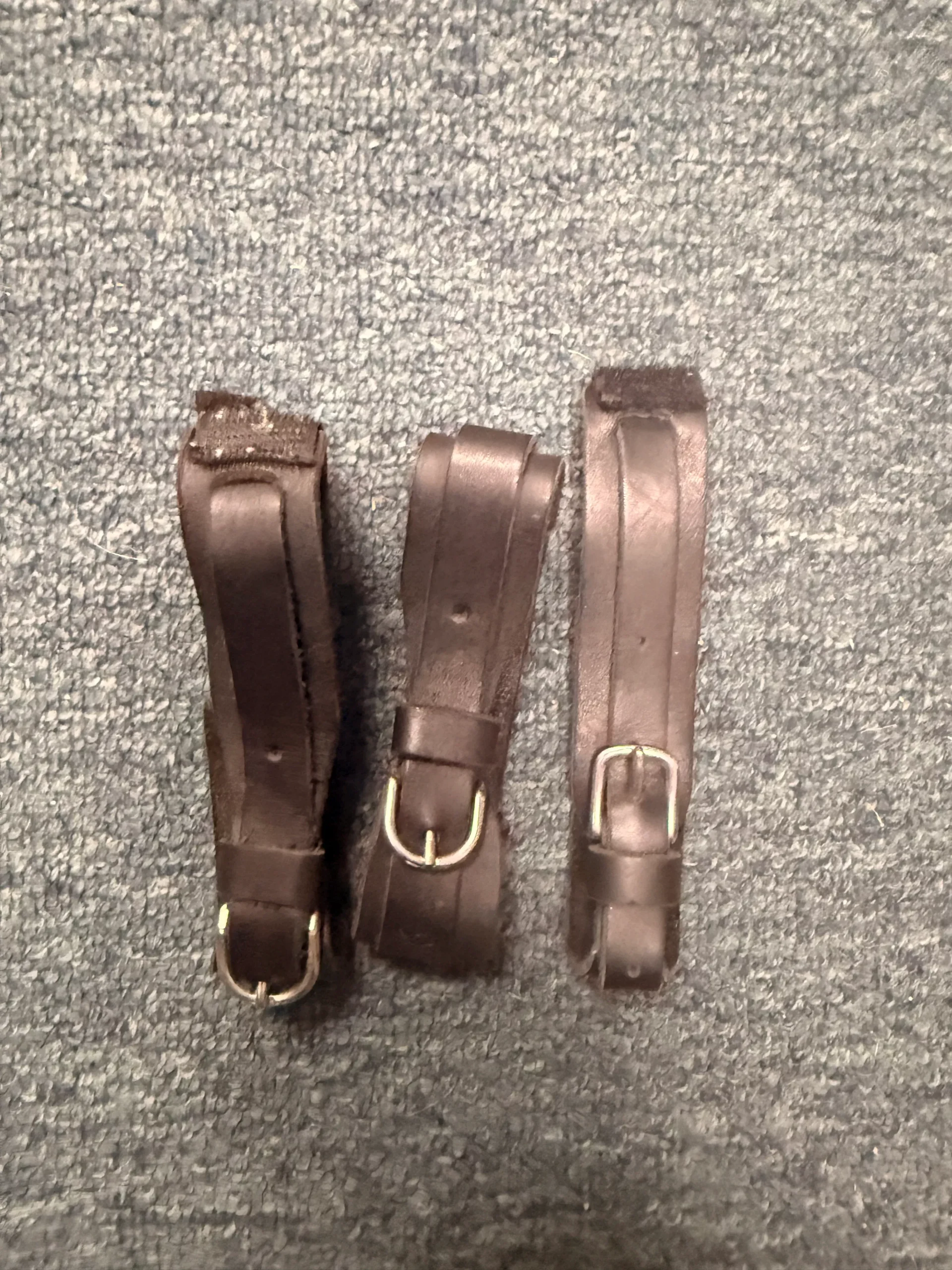 Child quick Garters pair and 1 extra
