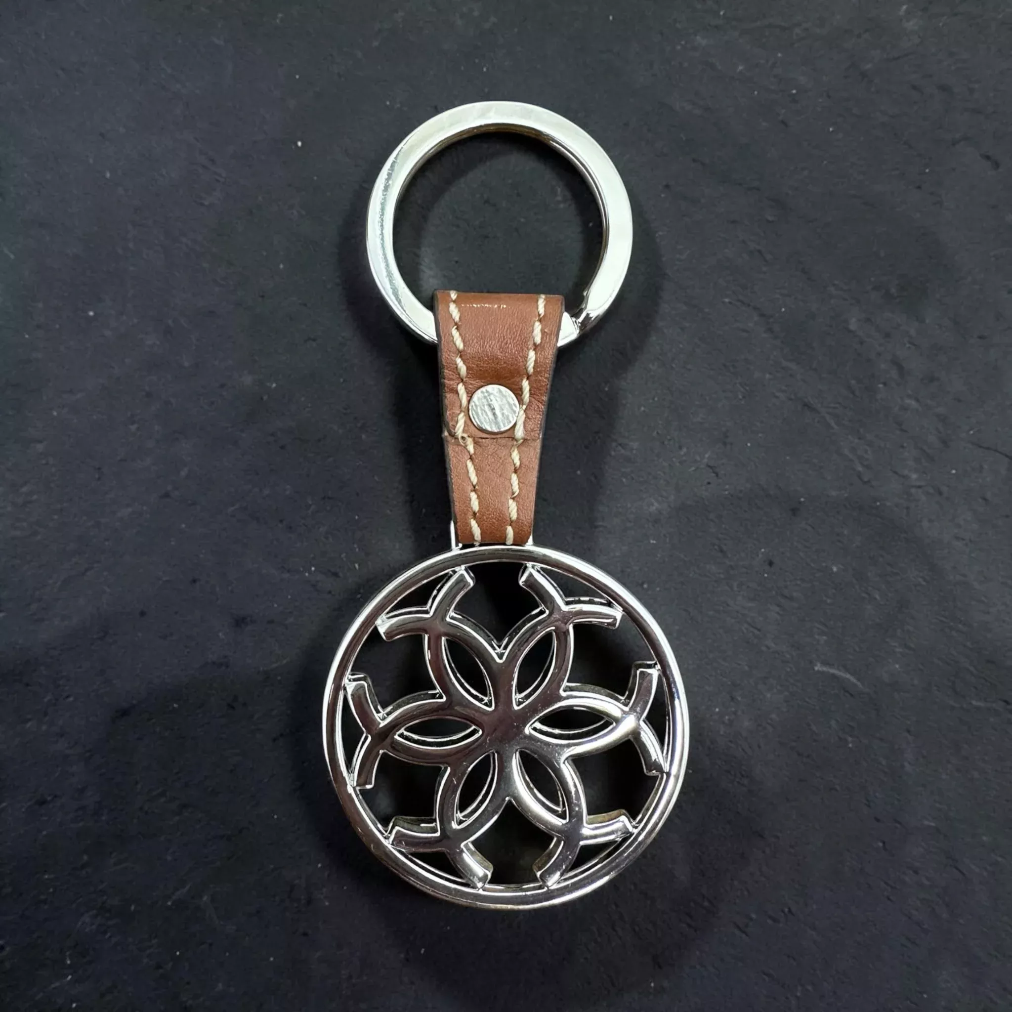 Classic Horseshoe Keychain