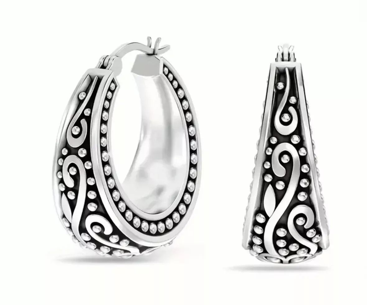 Classic Style Hoop Earrings with Vintage Design