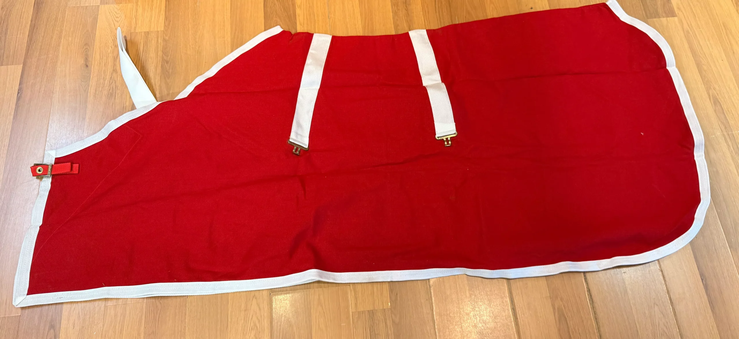 Curvon Horse Blanket REDStable Sheets