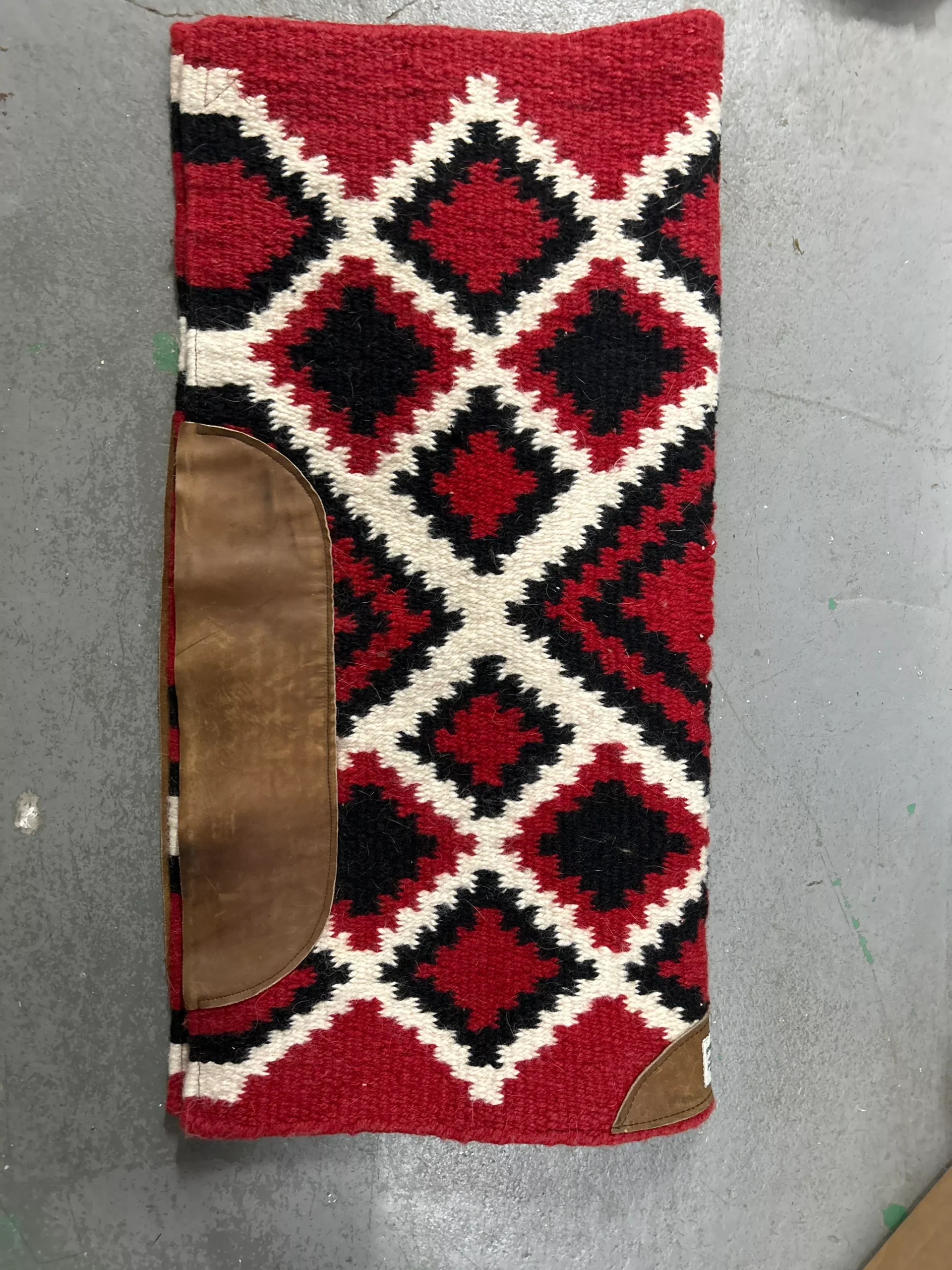 Diamond Wool Show Blanket Red Diamond Pattern
