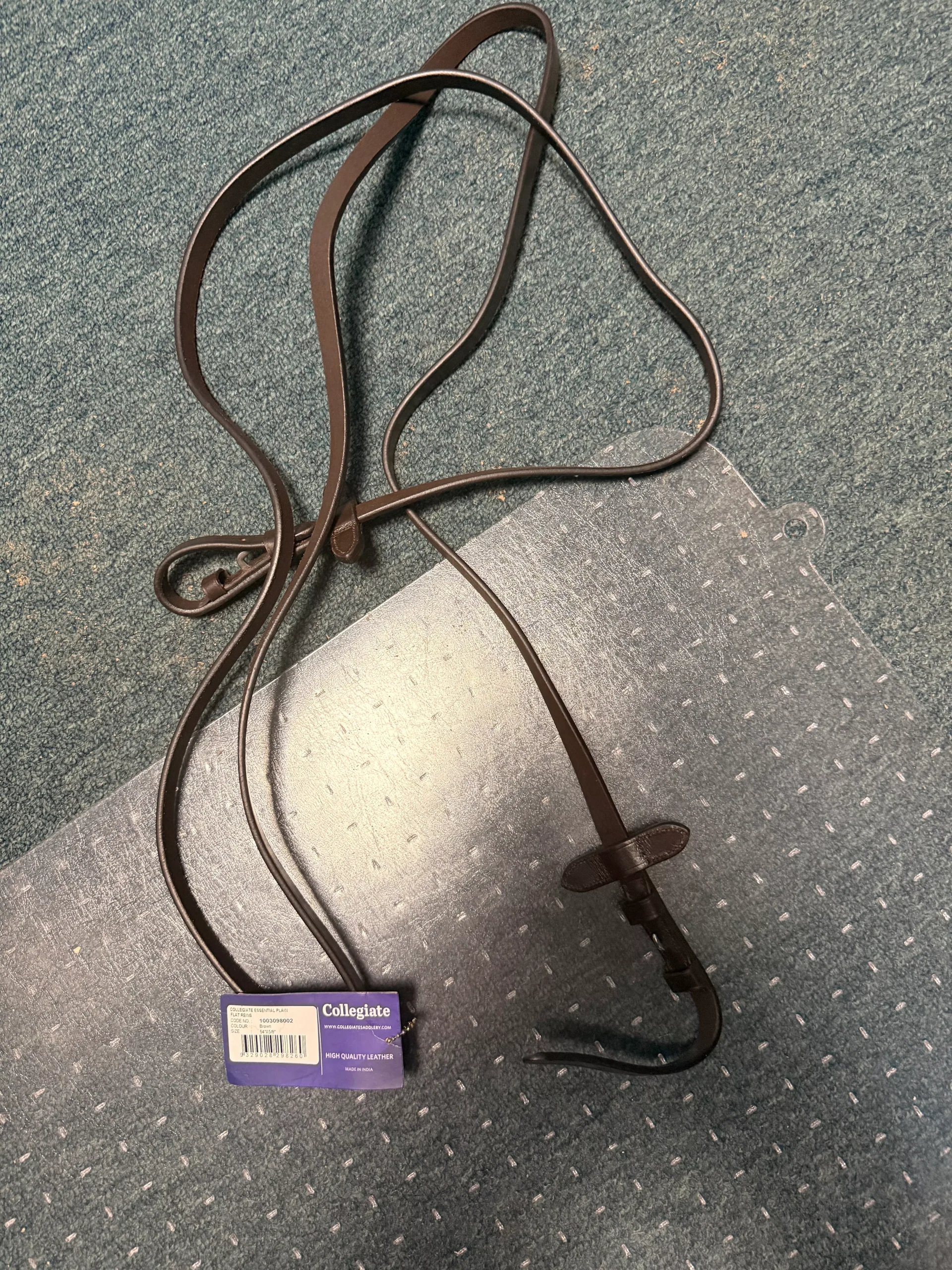 Full Collegiate Essential Plain Flat Reins 54" x 5/8