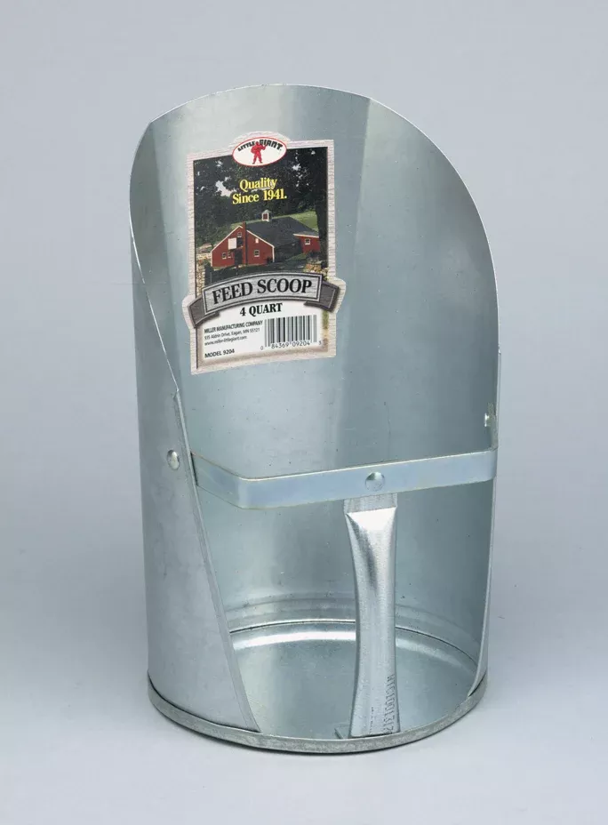 Galvanized Feed Scoop, 4Qt