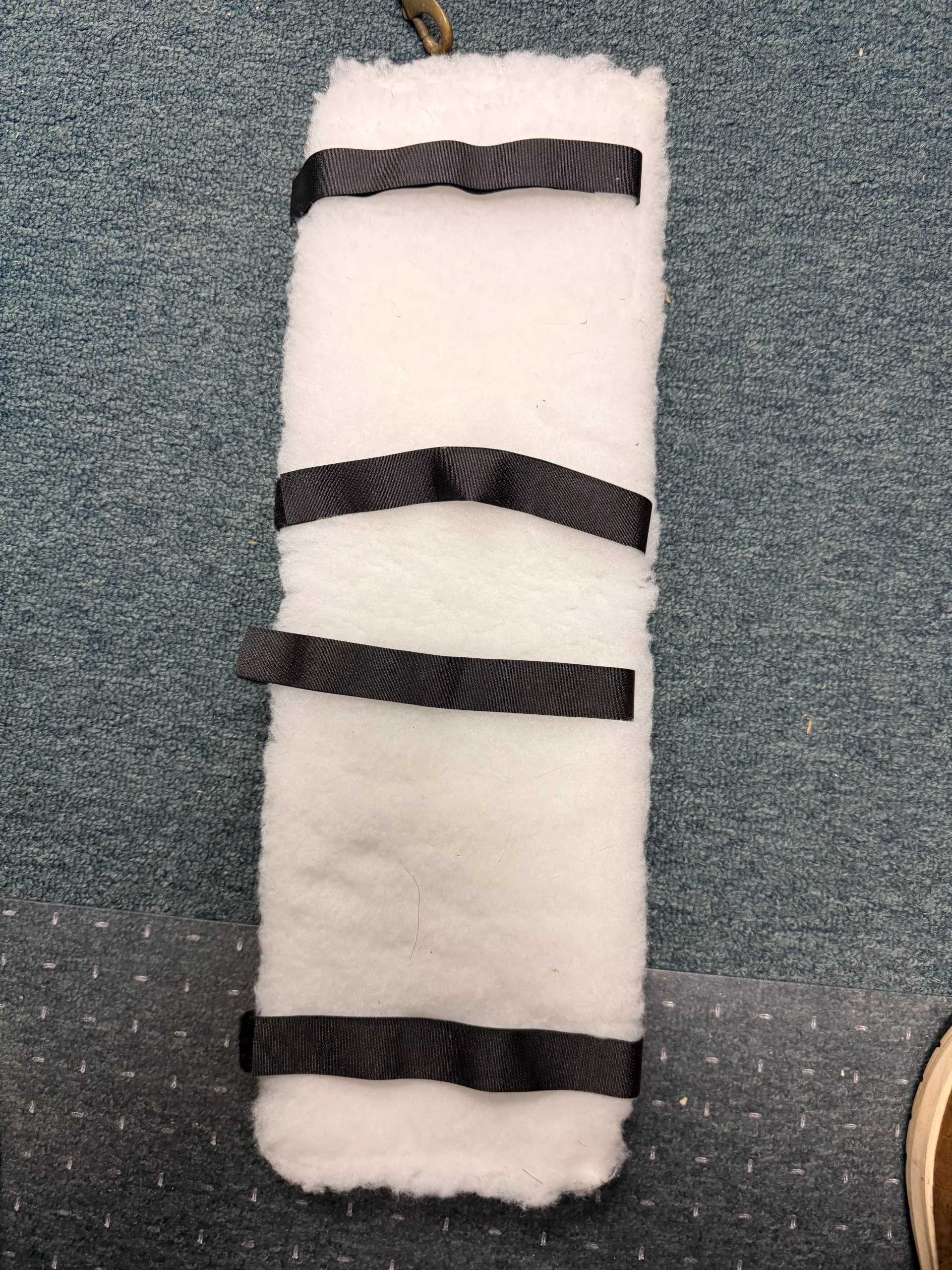 Harness Saddle fleece 22" x 7" white synthetic