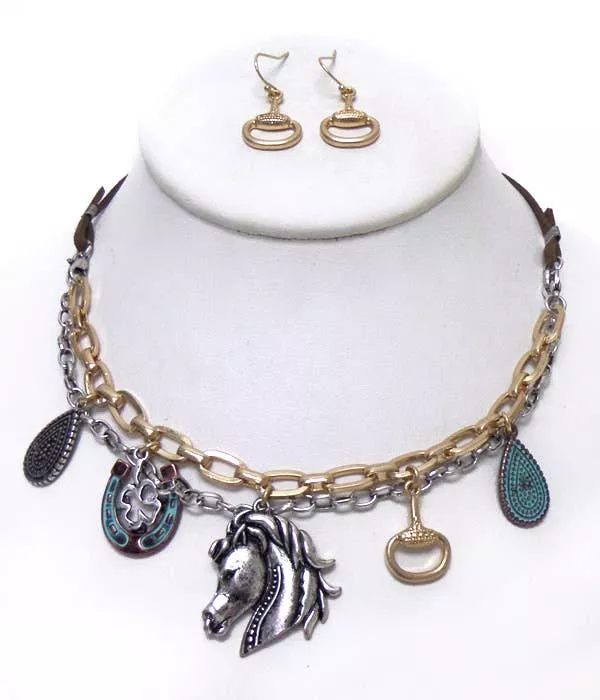 ( J061 )TWO LAYER HORSENECKLACE SET