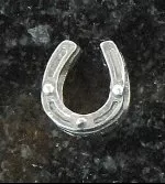Joppa Horseshoe Bead