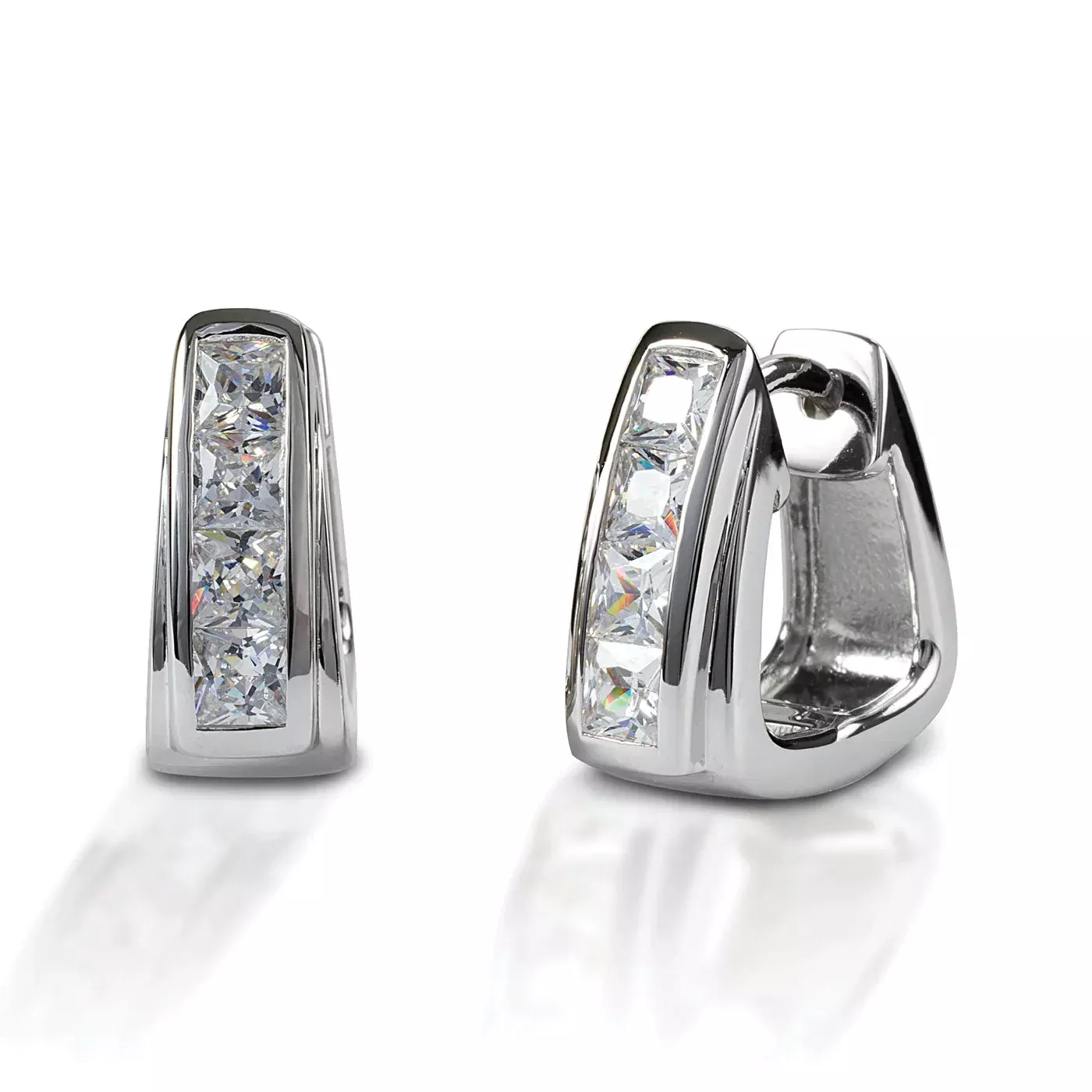 Kelly Herd Contemporary Stirrup Hoop Earrings