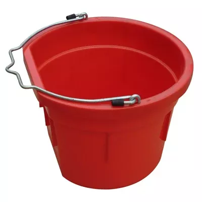 Master Rancher Red Flat-Sided Bucket, 8Qt
