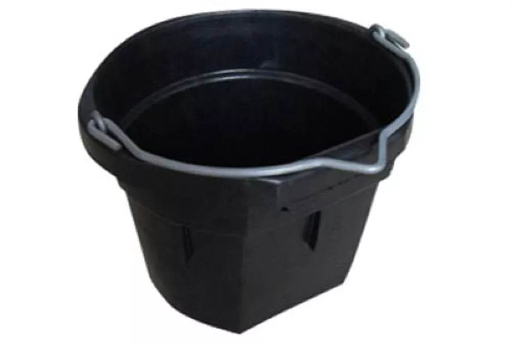 Master Rancher Rubber Flat-Sided Bucket, 8Qt
