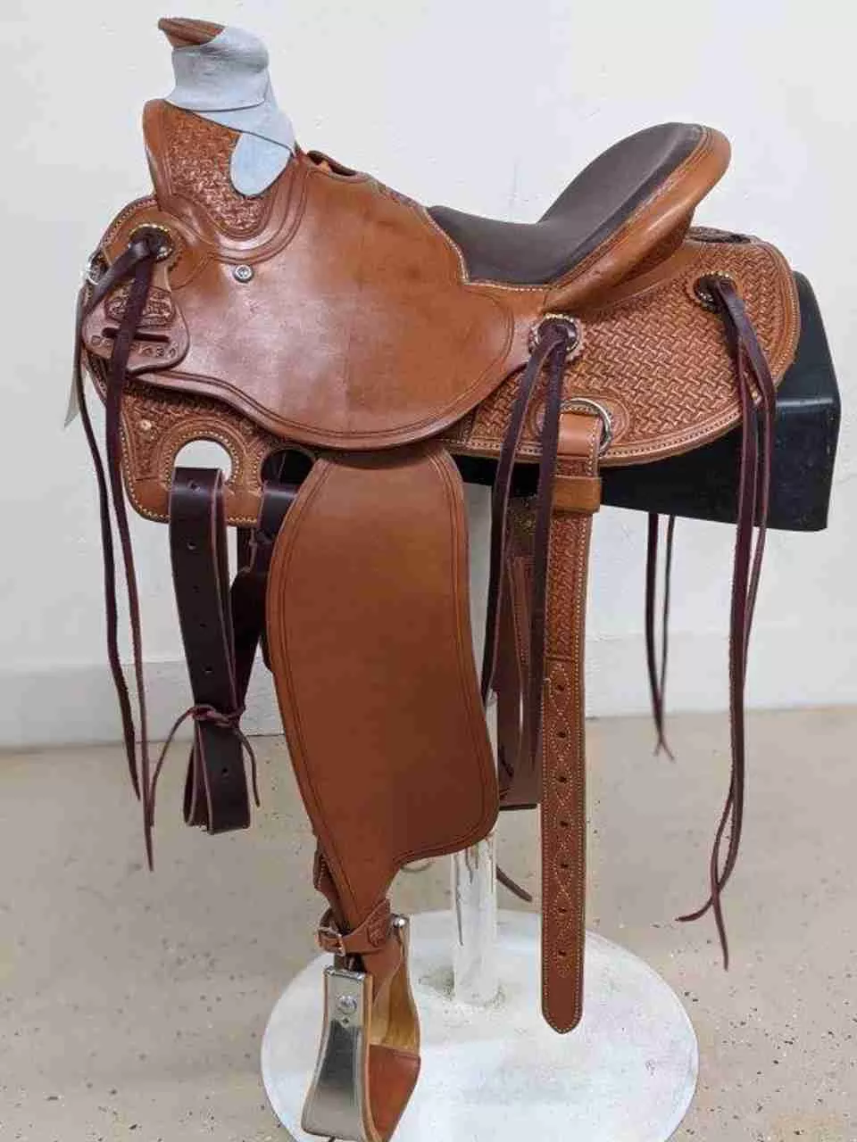 New McCall McLite Western Wade Saddle **CUSTOM**