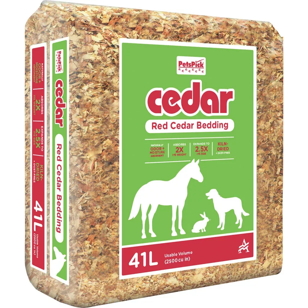PetsPick Kiln-Dried Red Cedar Bedding, 41 L