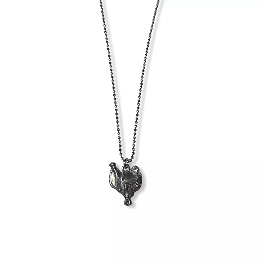 SADDLE NECKLACE