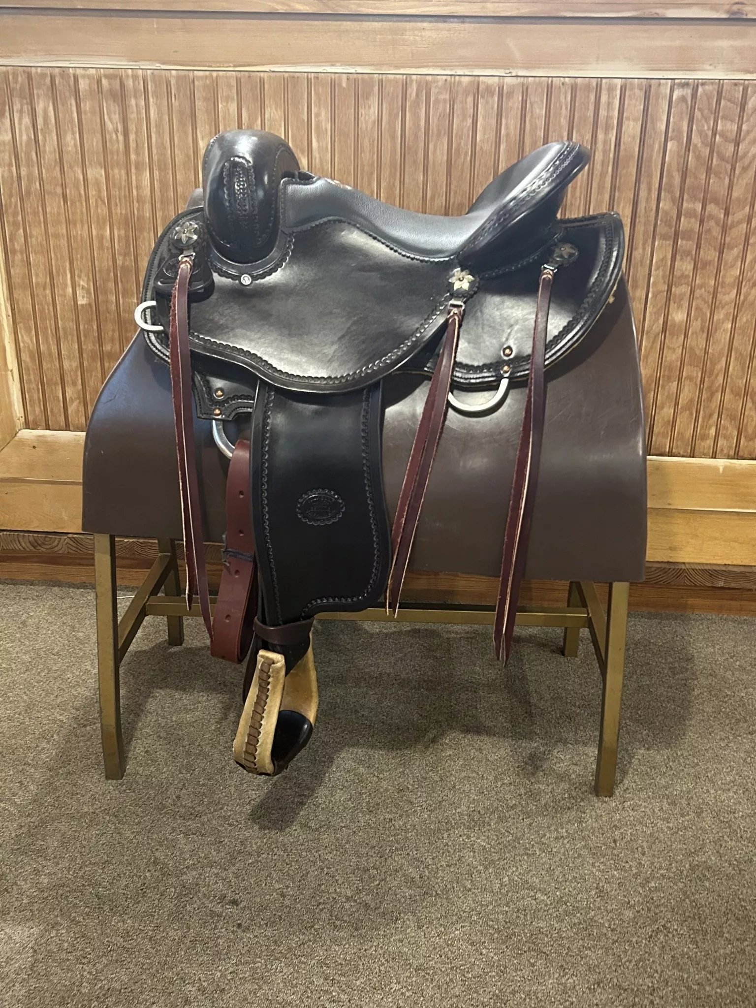 Used Billy Cook Custom Endurance Saddle 15"