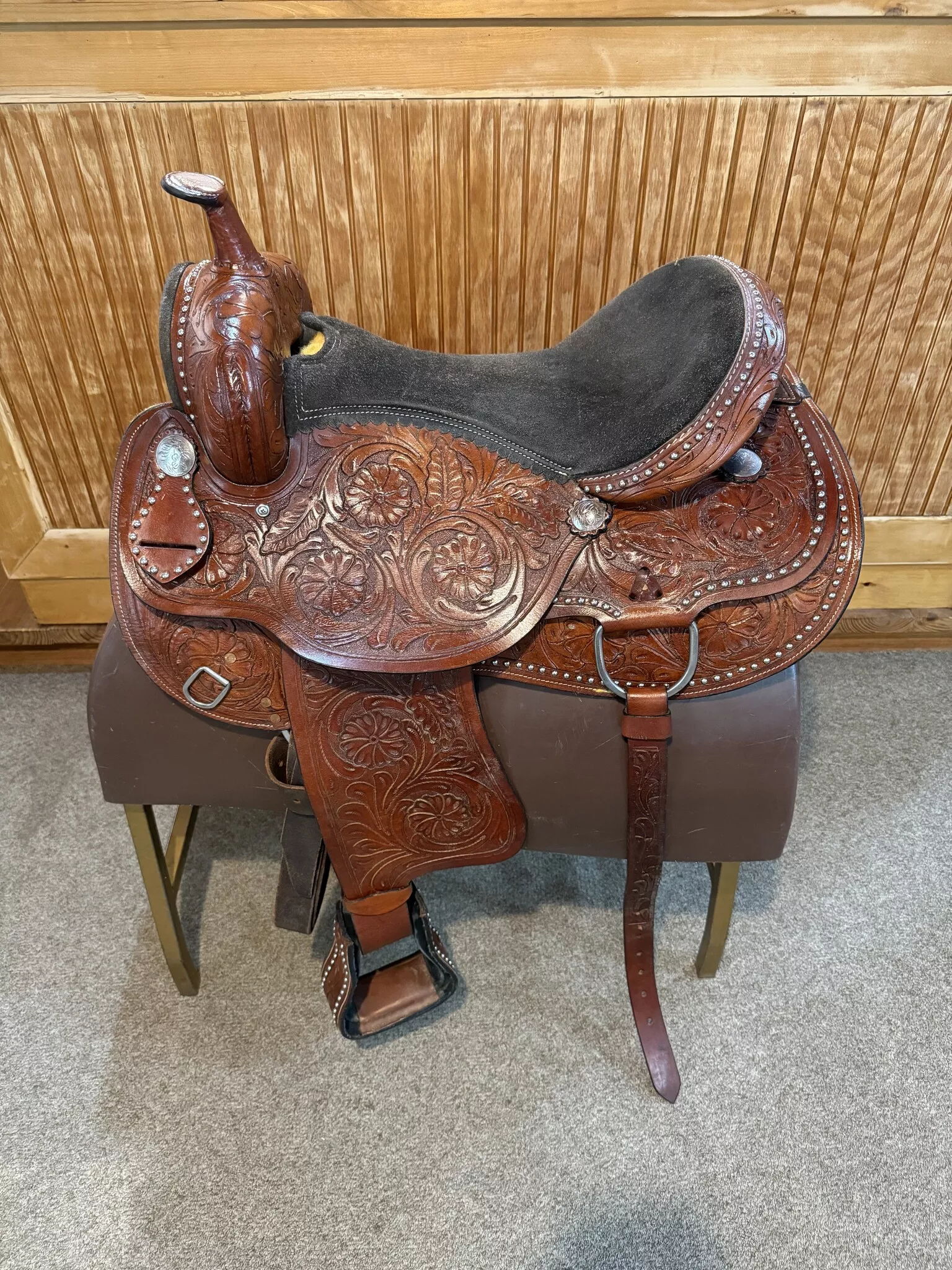 Used Western Trail Show Saddle - 17" Extra Wide