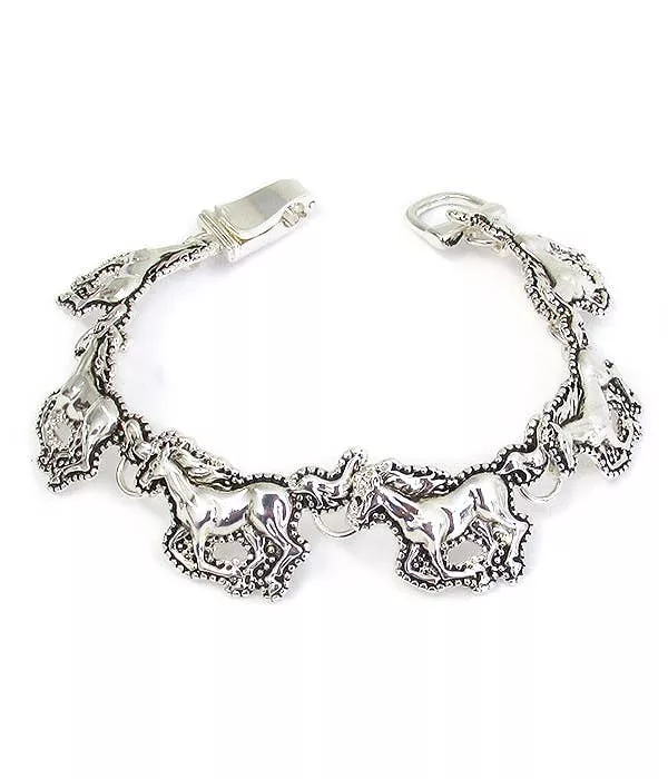 ( W949 )MULTI HORSE LINK MAGNETIC BRACELET